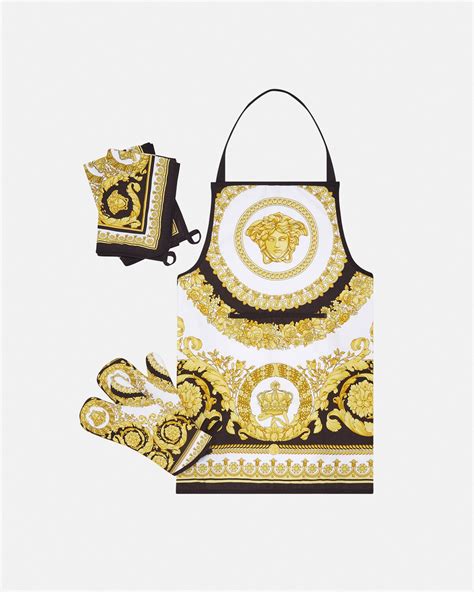 Crete de Fleur Apron Kitchen Set .